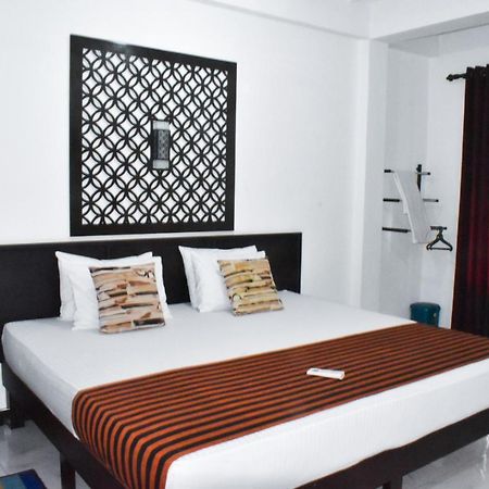 Myr-O Homestay Kombichankulama Екстериор снимка