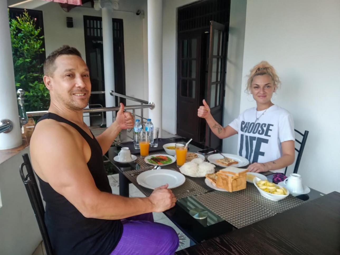 Myr-O Homestay Kombichankulama Екстериор снимка