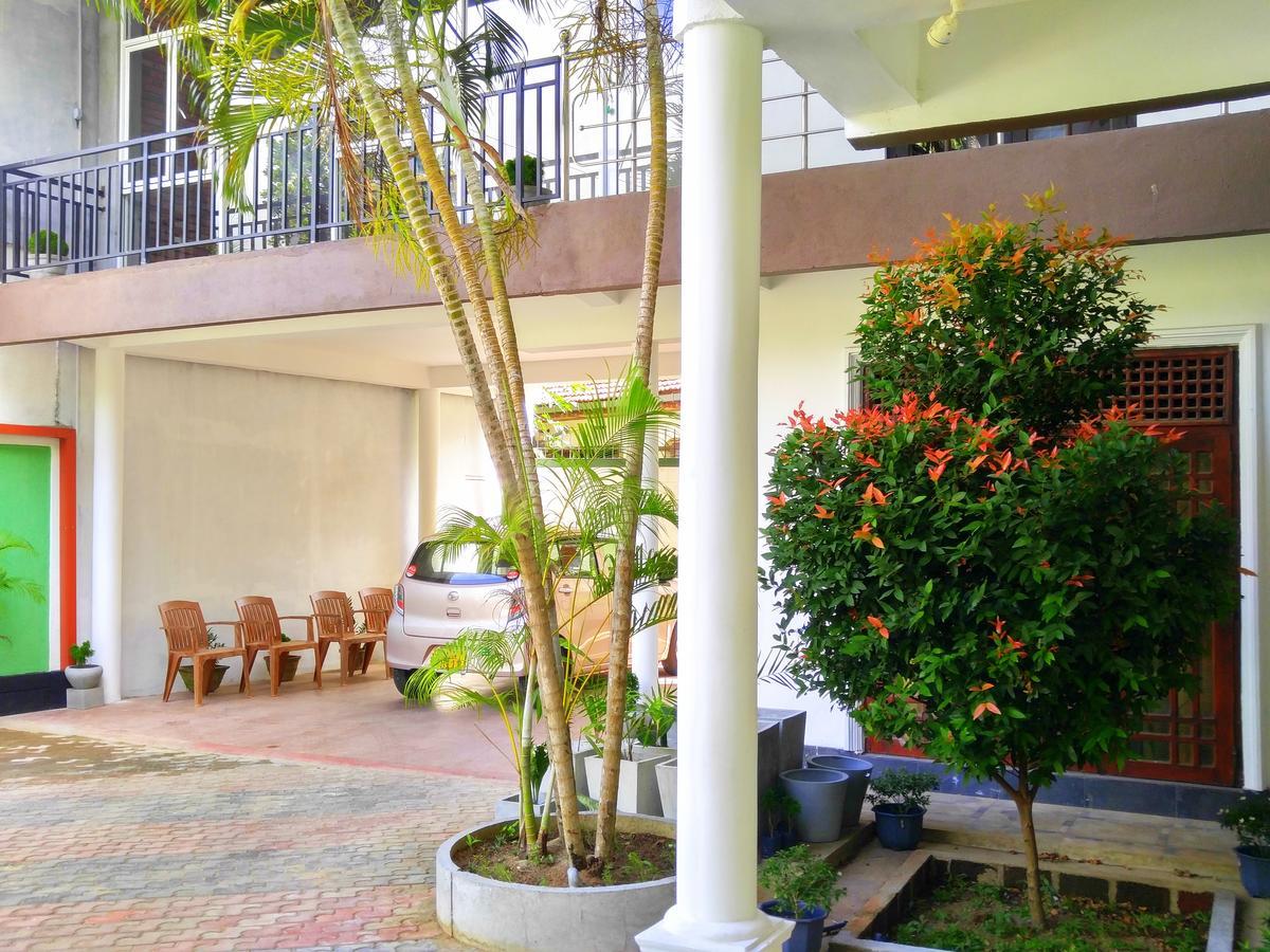 Myr-O Homestay Kombichankulama Екстериор снимка