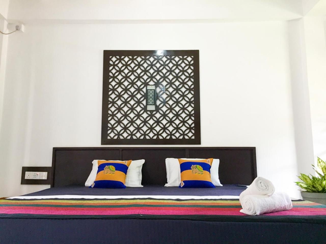 Myr-O Homestay Kombichankulama Екстериор снимка