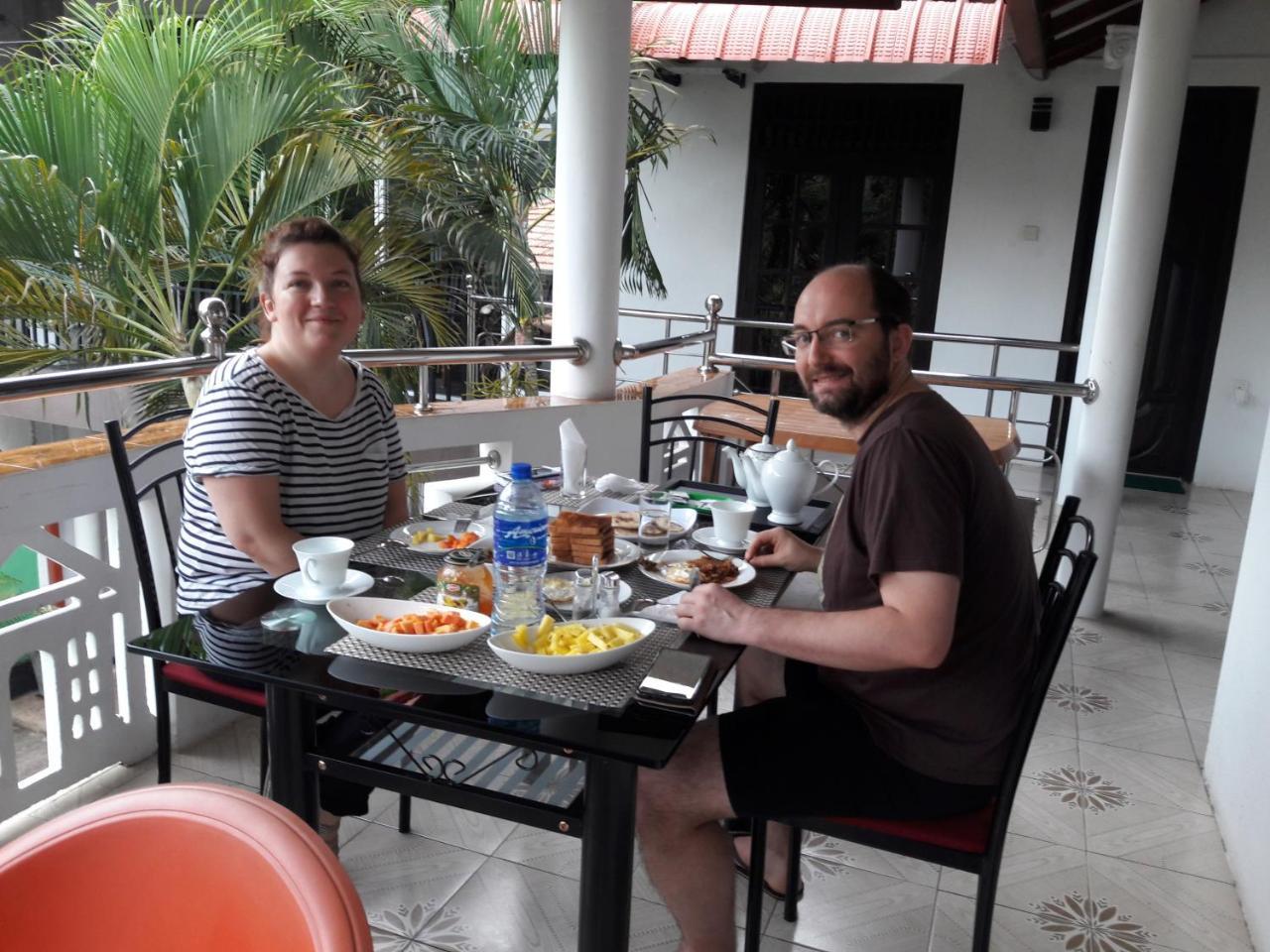 Myr-O Homestay Kombichankulama Екстериор снимка