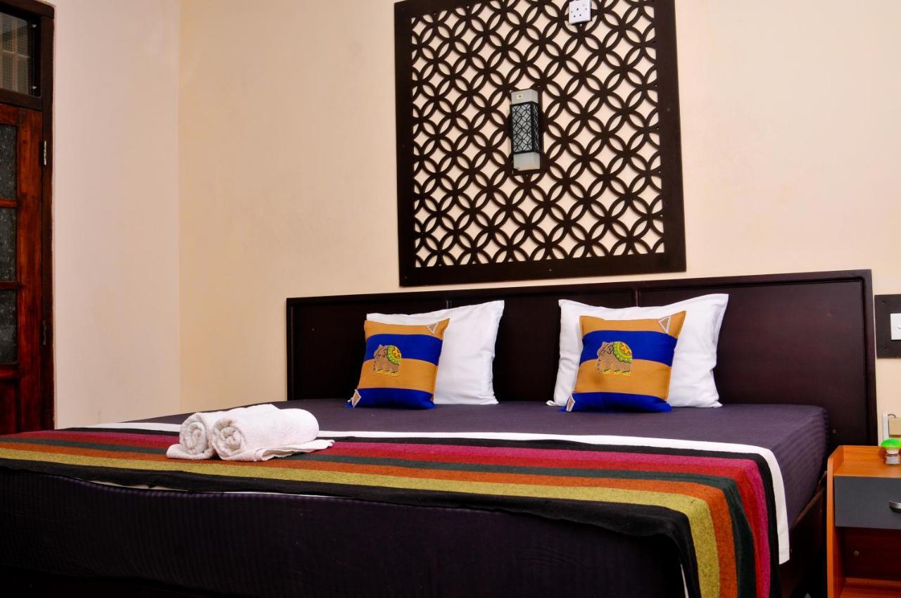 Myr-O Homestay Kombichankulama Екстериор снимка