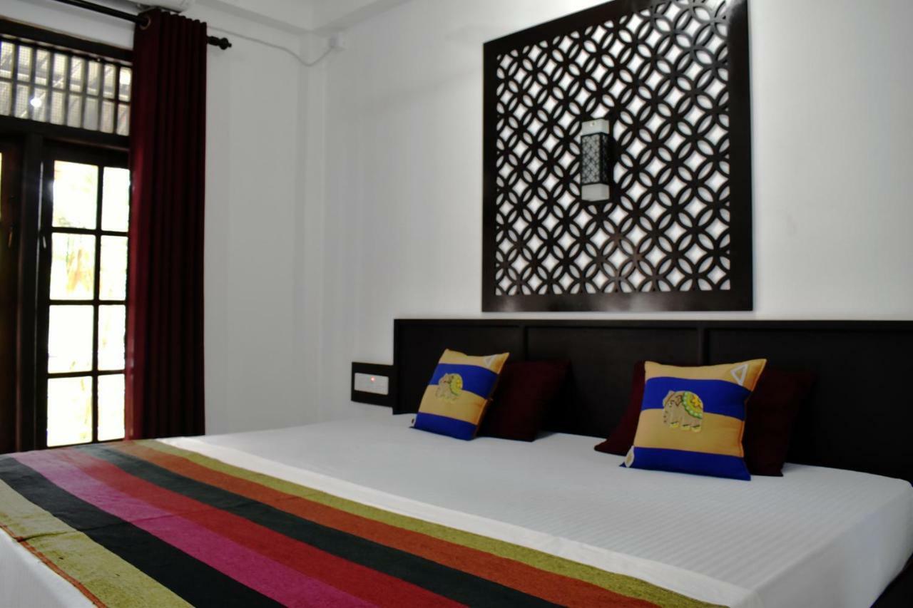 Myr-O Homestay Kombichankulama Екстериор снимка